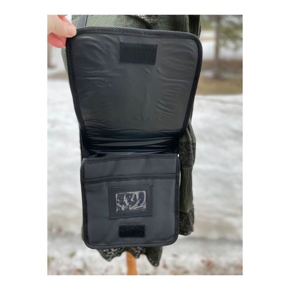 Le Chateau Black Utility Cross Body Satchel Bag PVC - Picture 6 of 12